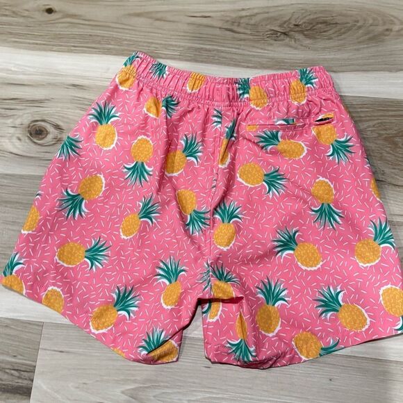 Bear Bottom Swim Trunks Pink Pineapple Lined Men’s Small - Picture 5 of 5